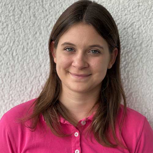 Mara Korth - Team-Mitglied beim Zahnarzt Asbach & Bültel aus Hürth