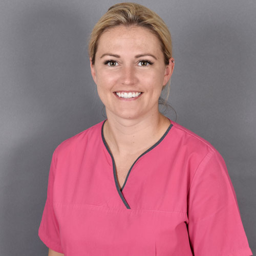 Nadja Gomer - Team-Mitglied beim Zahnarzt Asbach & Bültel aus Hürth